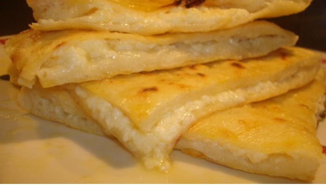 Imeretian Khachapuri